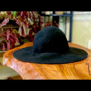 Black felt hat